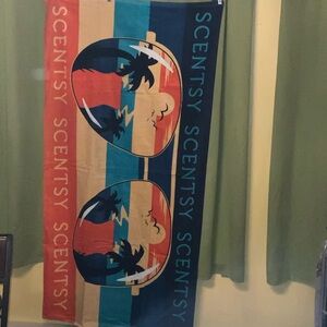 Scentsy Multicolor Sunglasses Beach Towel